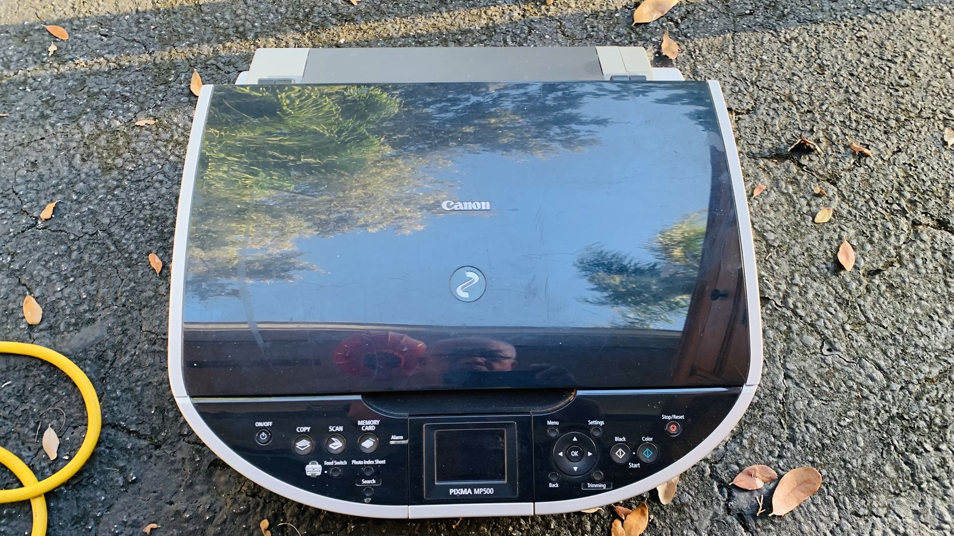 Selling a Canon inkjet printer that I hadn't used for a long time due to moving. In new condition.