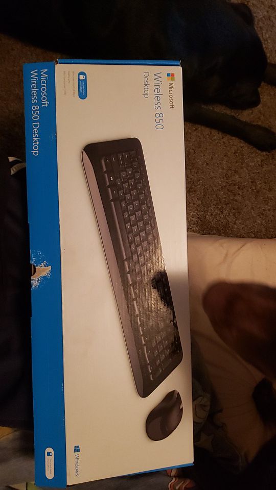 Wireless keyboard and mouse