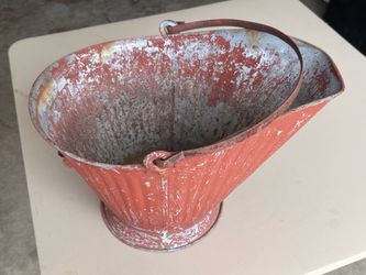Vintage Ash/CoalFirewood Bucket/Planter