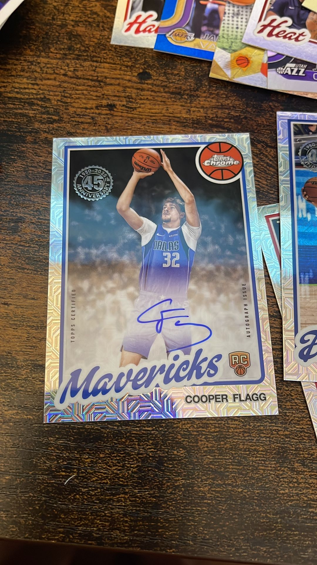 Topps Chrome On-card Rookie Auto