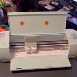 Heat Press & Cricut machine 