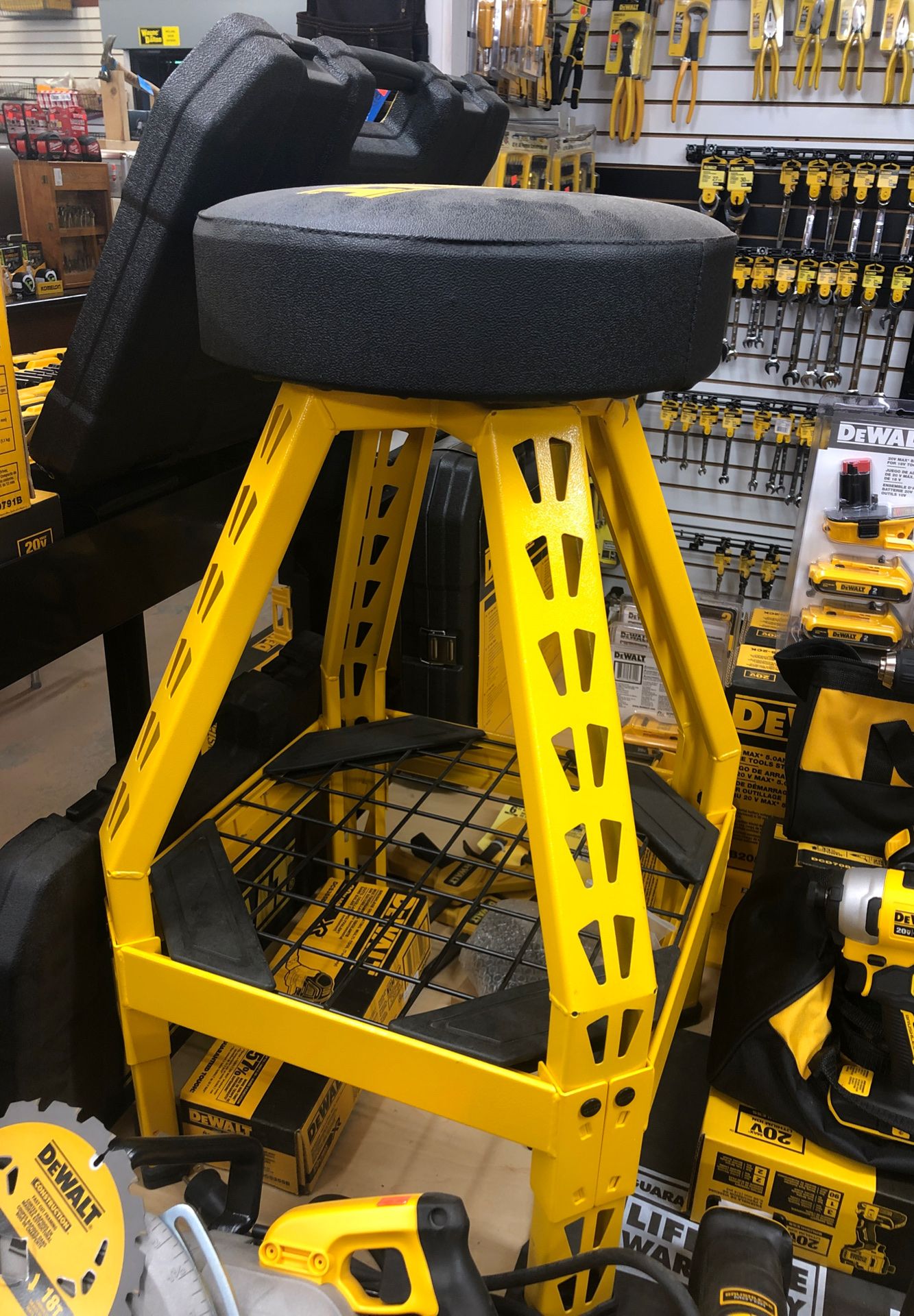 DeWalt Adjustable Shop Stool