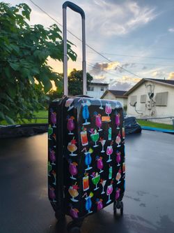 essica Simpson Bottoms Up Carry-on Spinner Suitcase luggage