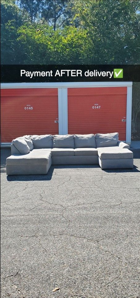 Large Sectional Couch *DELIVERY AVAILABLE*🛻