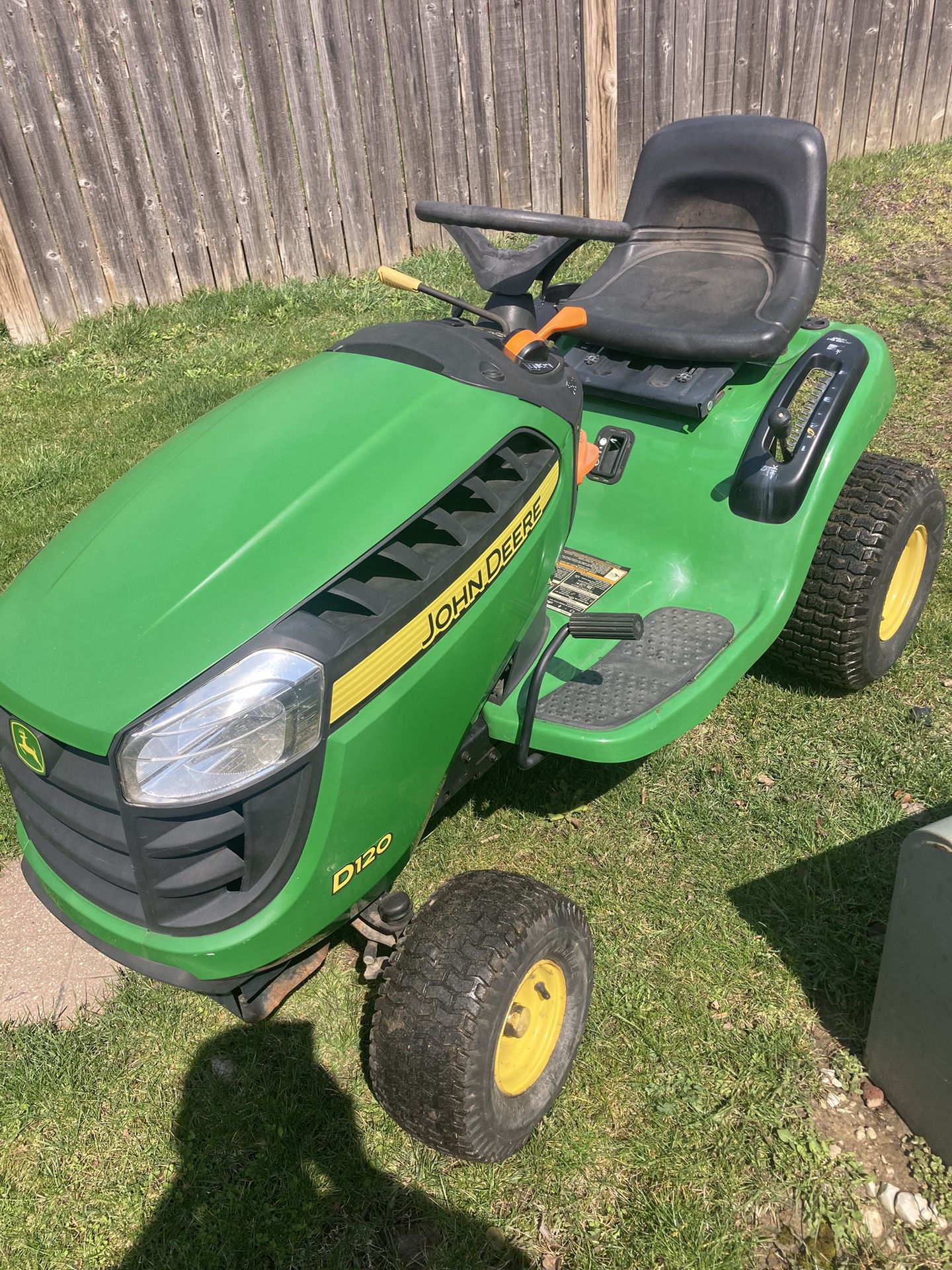 Riding Lawnmower Tractor 