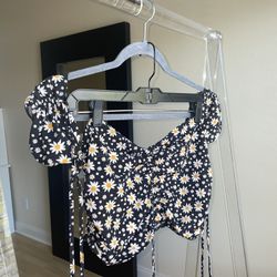 Black Halter Top With Daisies 
