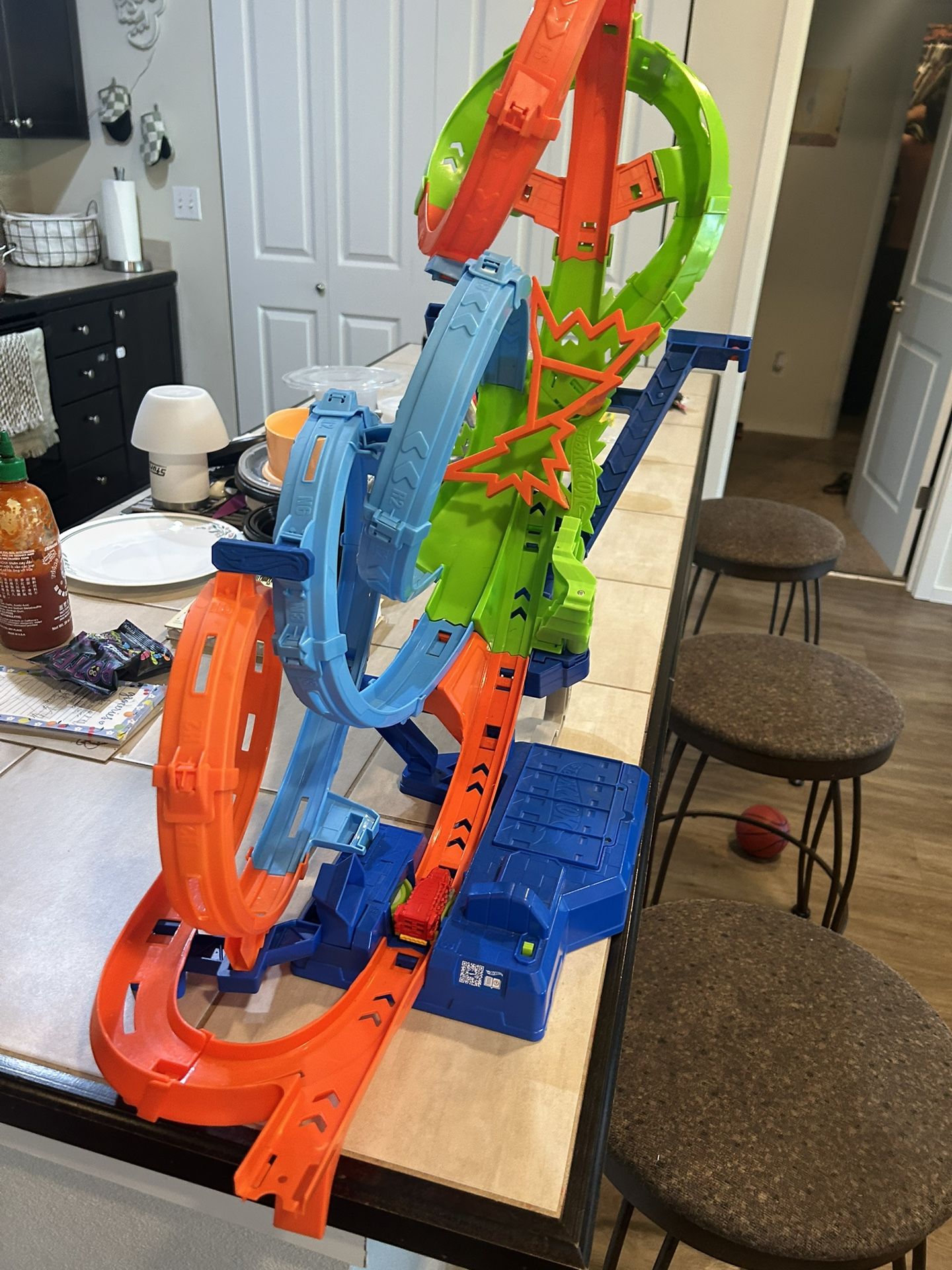 Hot Wheels Racetrack
