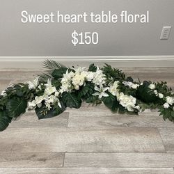 Weeding Sweet Heart Table Floral