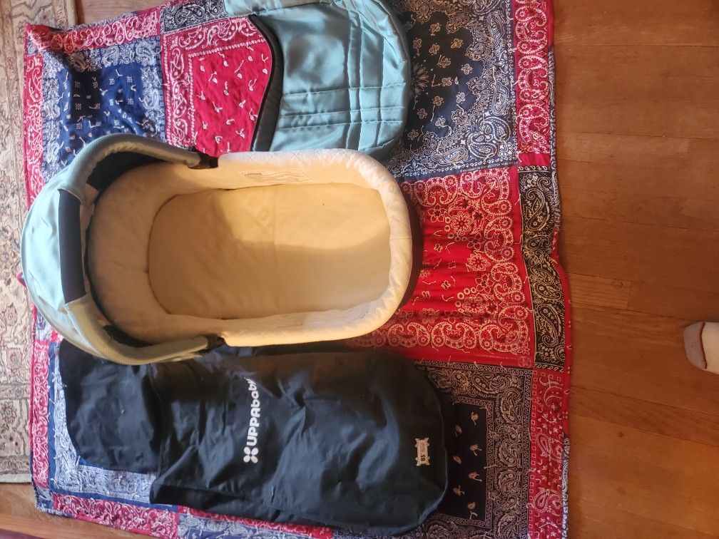UPPABABY Bassinet