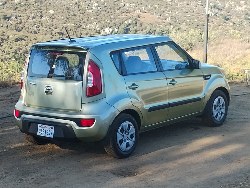 2012 Kia Soul Stick Shifts
