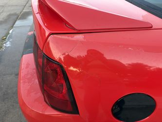 2000 Mustang V6 3.8L (Red)