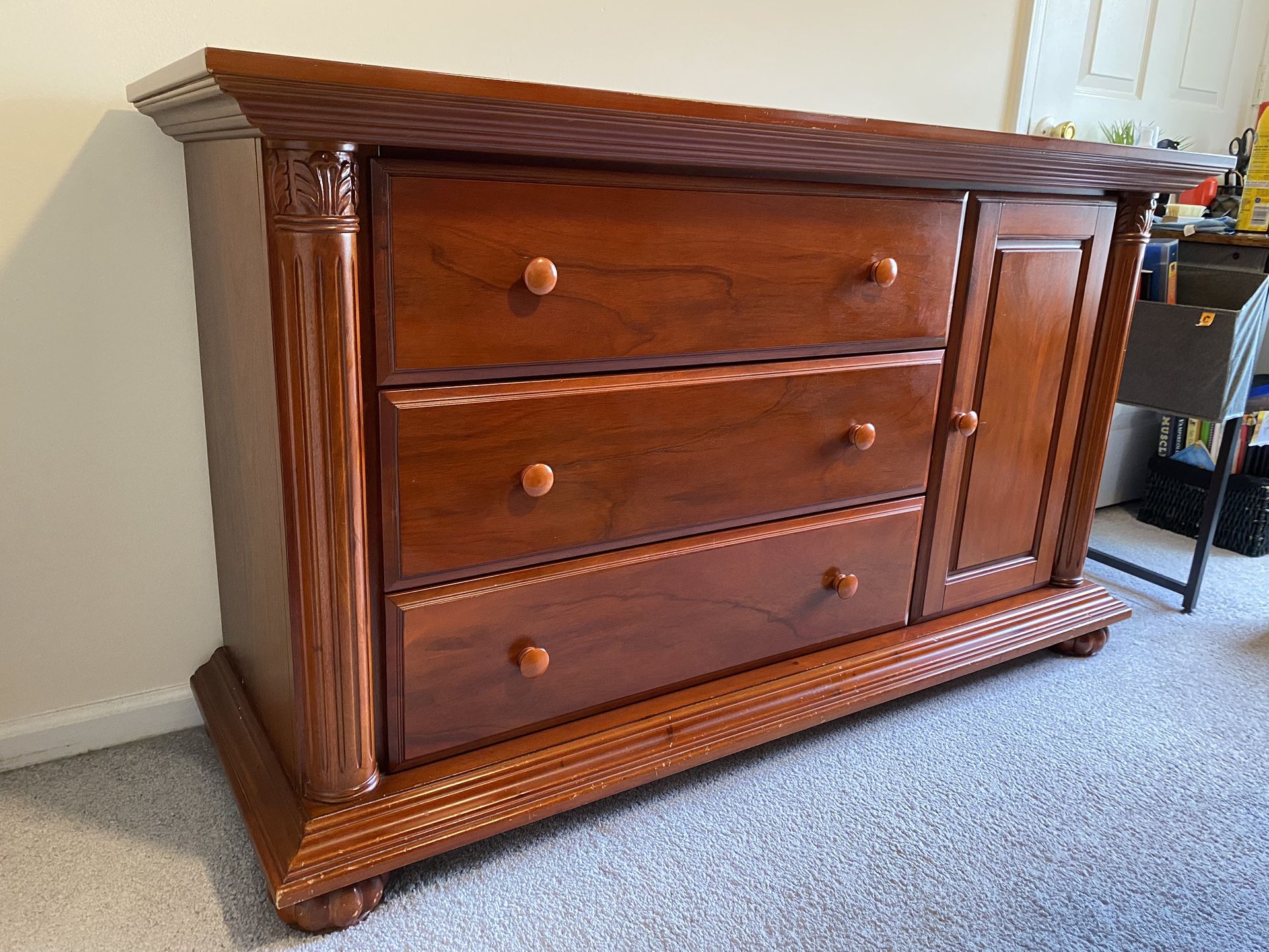 Baby Cache Heritage Combo Dresser in Cherry