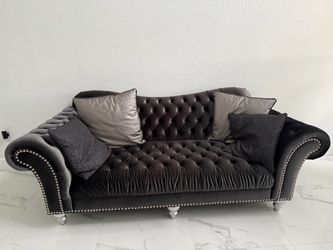 Dark Gray Velvet Chesterfield Sofa