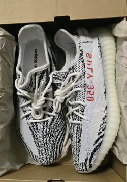 Yeezy 350 Zebra Size 8.5 And 4.5