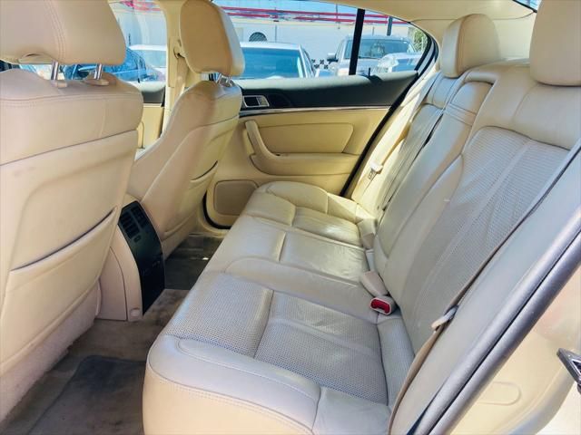 2011 Lincoln MKS