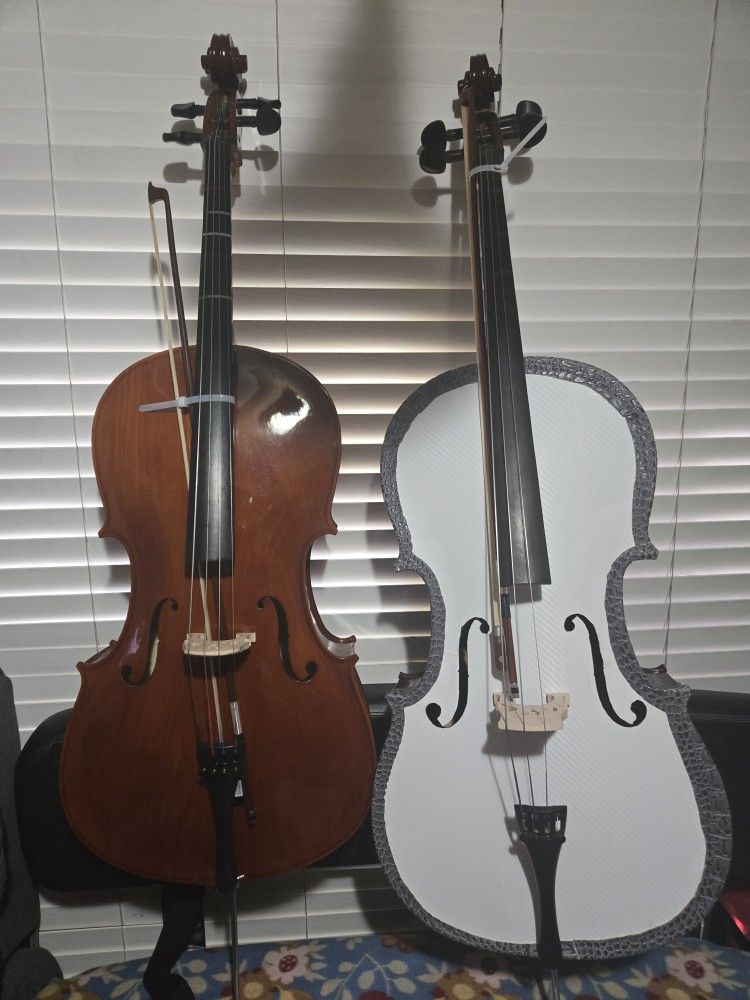 2 chellos. sizes 3/4 & 4/4. $280 both
The white chello is size 4/4 missing 1 string. Looks to be personalized.
The 3/4 Chello looks complete h