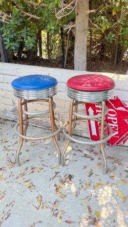 Barstool