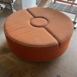 Round Ottoma Hookah Style