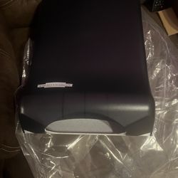 Commercial Paper Towel Holder