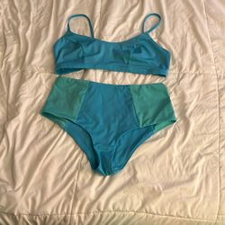XL Parade Two-toned Bikini