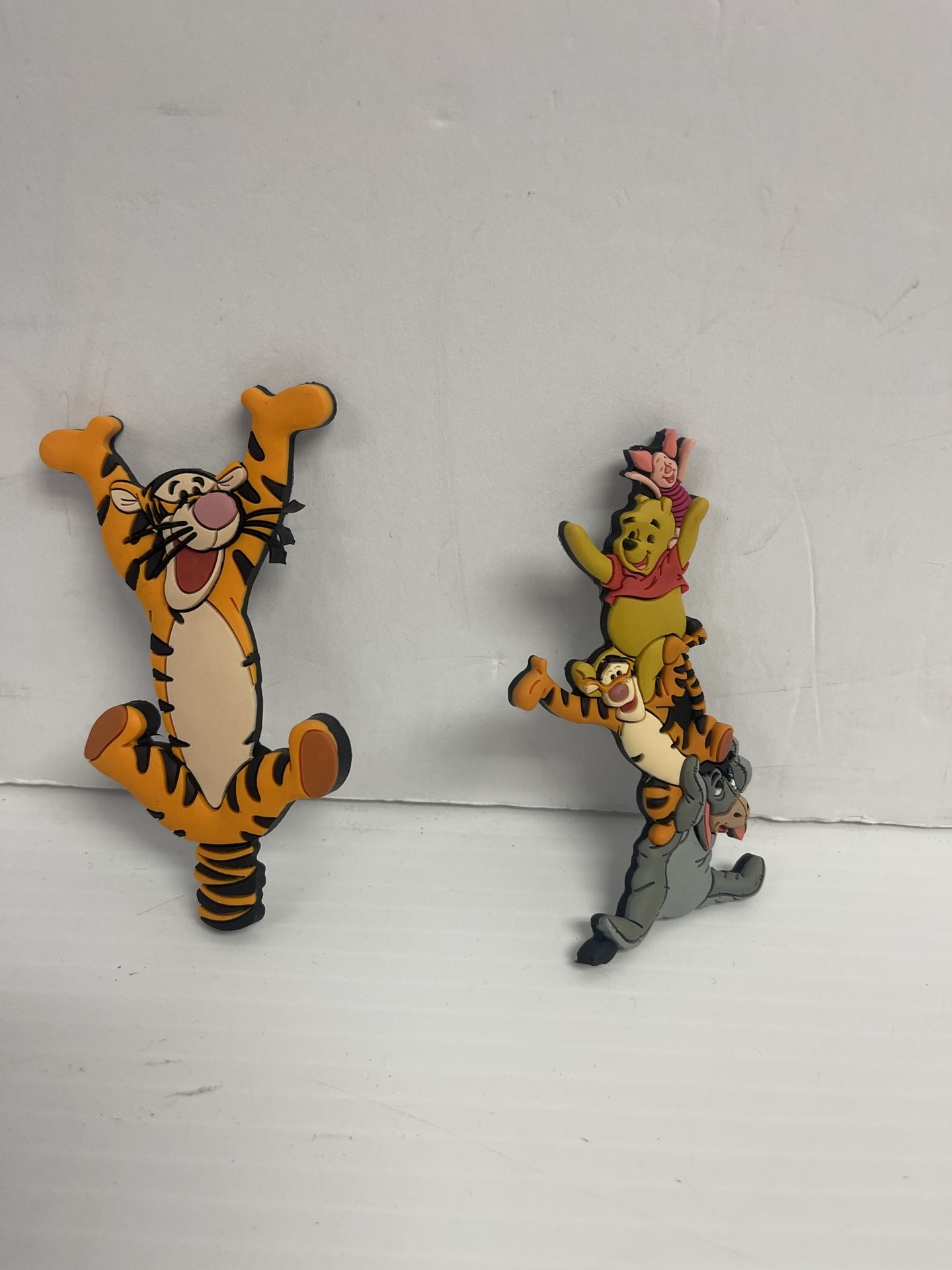 Disney Winnie The Pooh character refrigerator magnets Tigger piglet Eeyore U1047