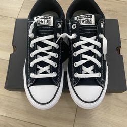 Converse Chuck Taylor All Star Slip-On Sneakers Big Kids Size 7