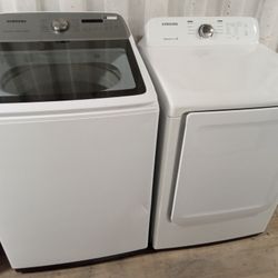 Washer And Dryer Set ($550)