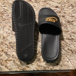 Nike Slides 