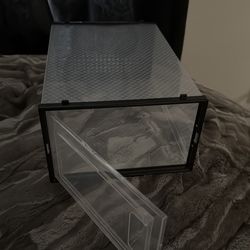 Shoe boxes