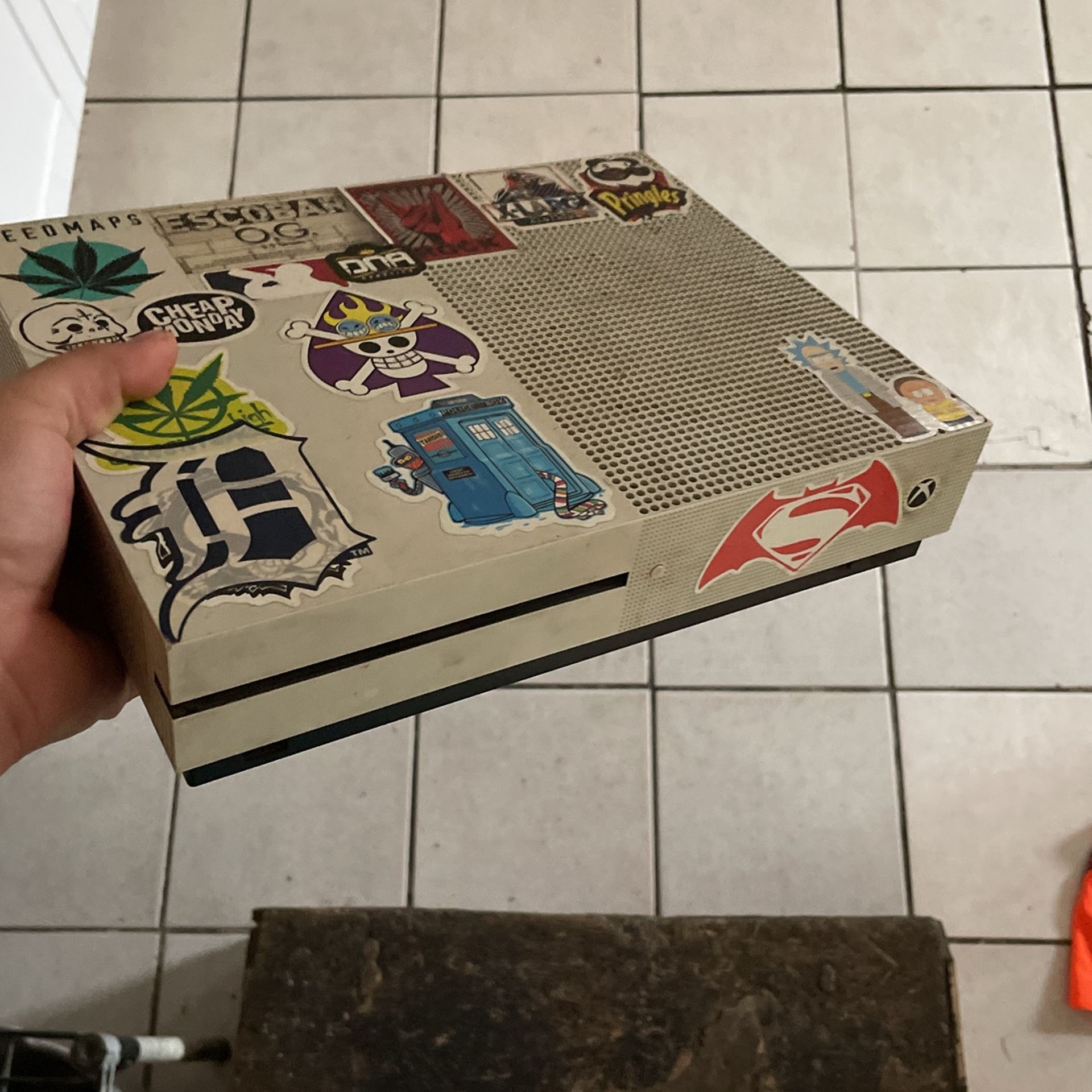 Xbox One S