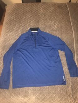 New without tags Reebok 1/4 zip size large