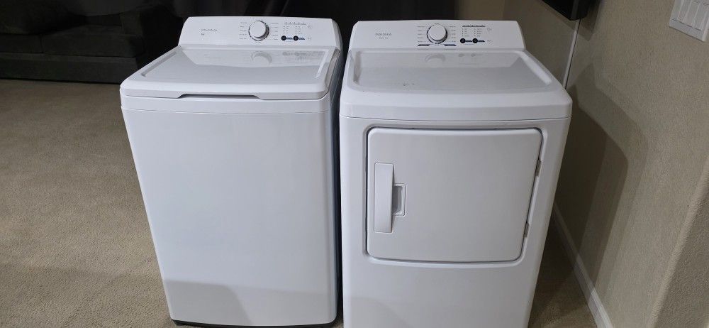 Insignia Washer And Gas  Dryer 