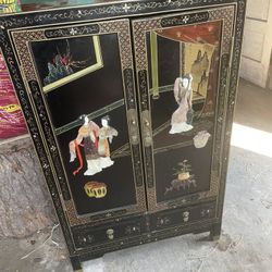 Chinese Cabinet