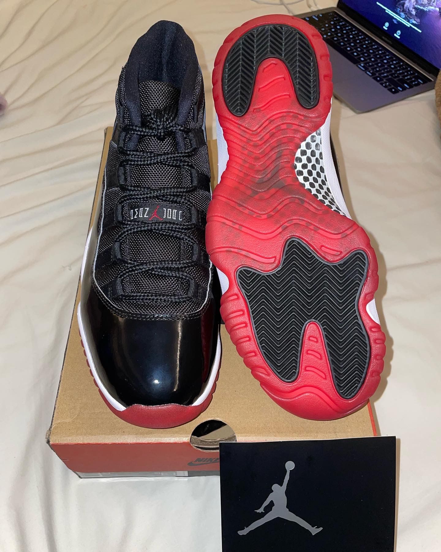 Jordan 11 Retro “Playoffs” DS