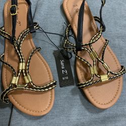 Size 9/10 Black Gold Flats