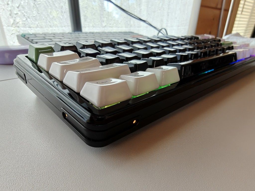 Nada 65 Panda | A THOCKY ceramic keyboard