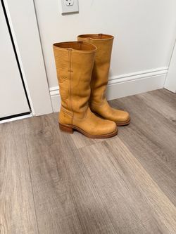 Frye boots women size u