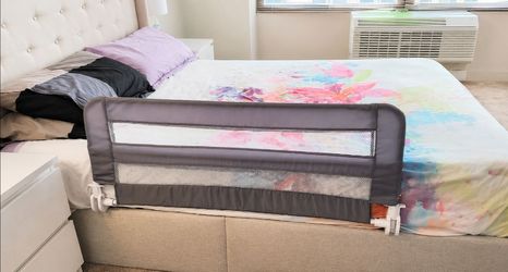 Bed Rail for Toddlers – Safety Guard, Like New