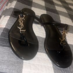 Sandles ysl