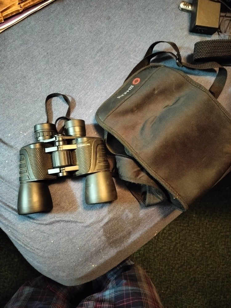 Simmons Binoculars
