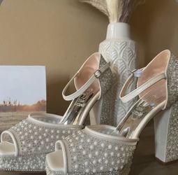 Bridal Pearl Embroidery Platform Heels