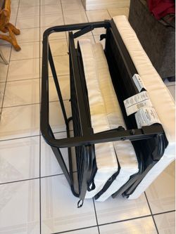 Folding portable bed