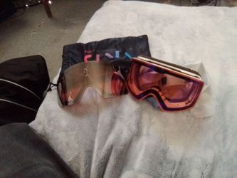 Snow goggles giro