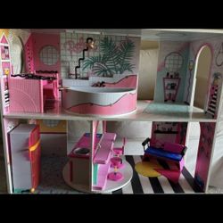 LOL Doll House Including Lots Accessories & Dolls