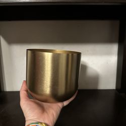 Gold planter