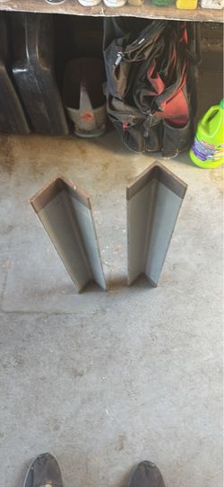 Steel Angle Iron Pieces Set of 2