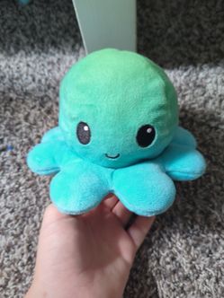 Happy/ mad octopus stuffy collectible