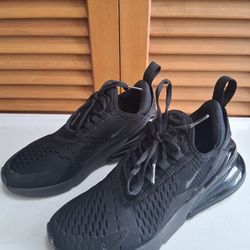 Nike Air Max 270 Triple Black Women's Sneaker * Size: 6