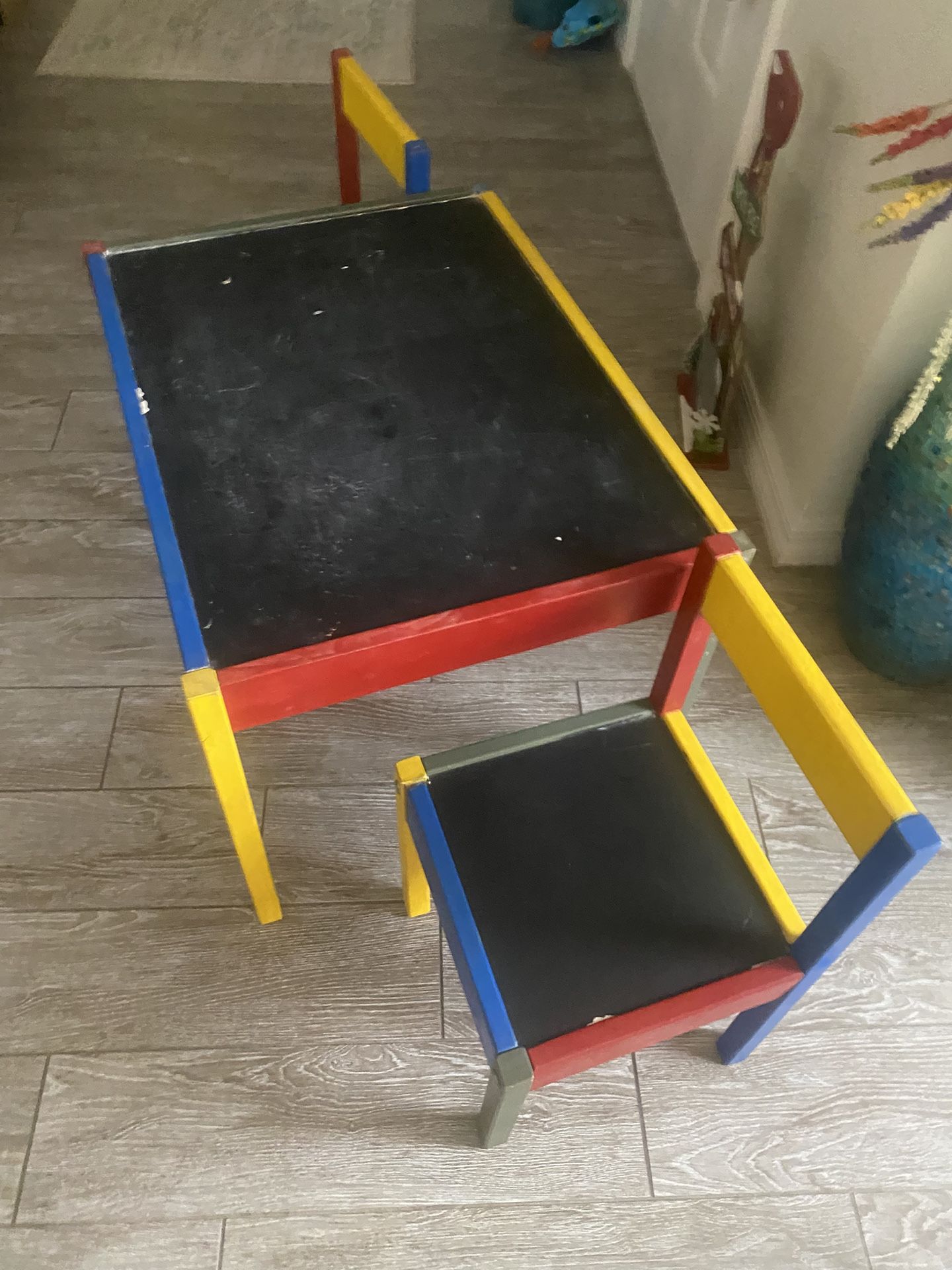 Toddler wooden play table
