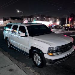 2004 Chevy Suburban 